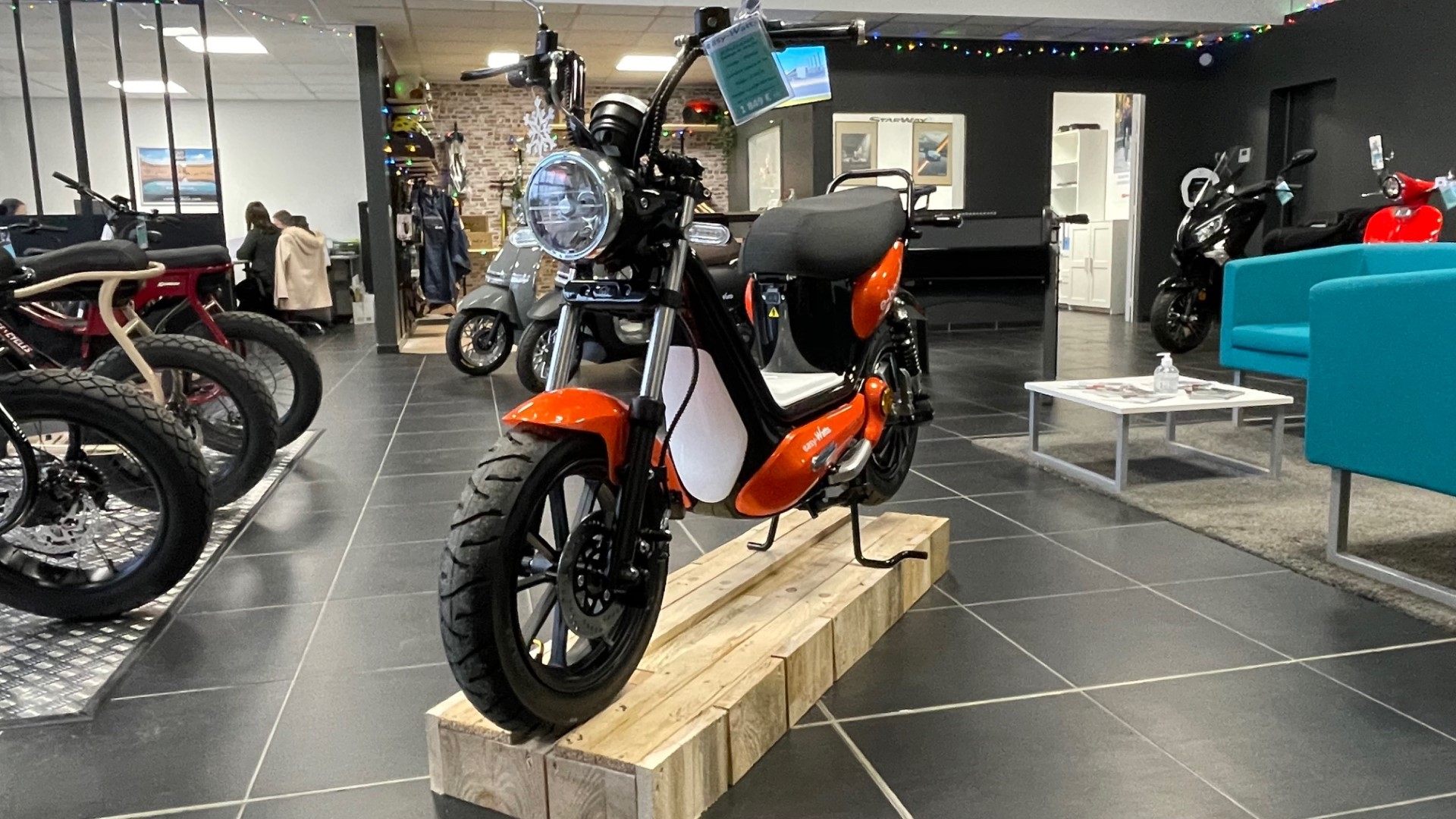 Bordeaux (33000) Du scooter électrique 45 km/h au maxi scooter